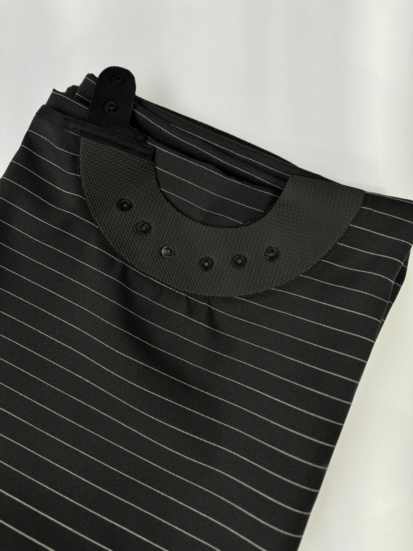 Capa UK - Preto giz